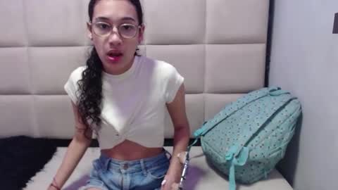hellen_queensex online show from 02/02/25, 06:20