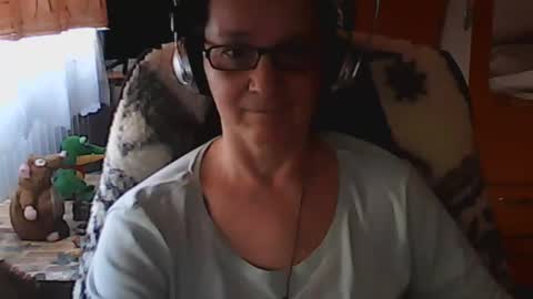 hellenmarie online show from 01/08/25, 12:05