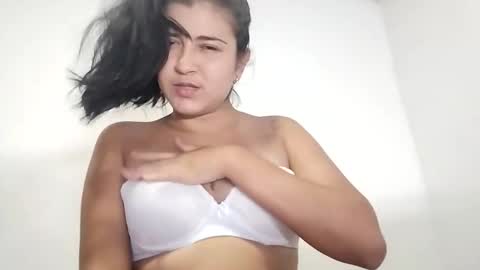 Hellen online show from 02/25/26, 04:00