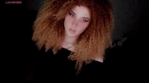 Snapshot of hellenspellman chatting on 11/30/25, 02:21 Helen Spellman online show from 11/30/25, 02:21