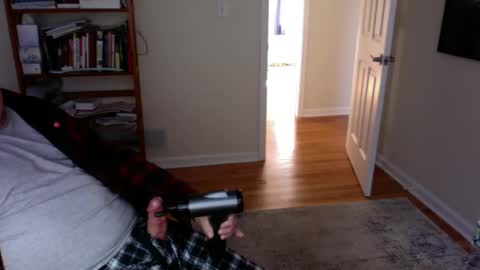 Snapshot of hellfire1533 chatting on 03/03/25, 01:42 hellfire1533 online show from 03/03/25, 01:42