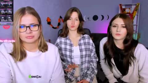 Helli online show from 10/29/25, 08:21