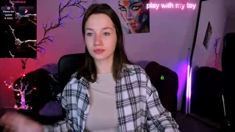 Helli online show from 11/07/25, 08:20