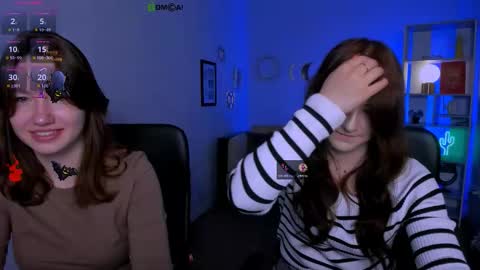 Helli online show from 11/30/25, 08:13