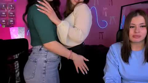 Helli online show from 03/08/26, 02:15