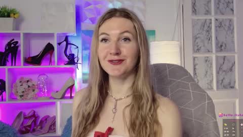 Alisia  Monday to Friday from 10 am to 4 pm GMT 2 online show from 01/20/25, 08:09