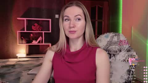 Alisia  Monday to Friday from 10 am to 4 pm GMT 2 online show from 12/02/25, 08:08