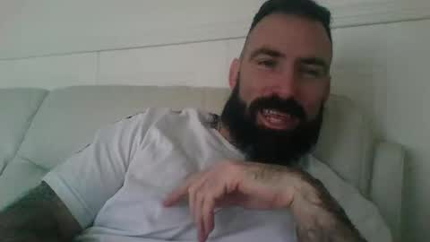 Snapshot of hellobunbunx0 chatting on 11/14/25, 12:59 hellobunbunx0 online show from 11/14/25, 12:59