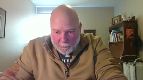 Snapshot of helloforfun111 chatting on 02/24/25, 06:58 helloforfun111 online show from 02/24/25, 06:58