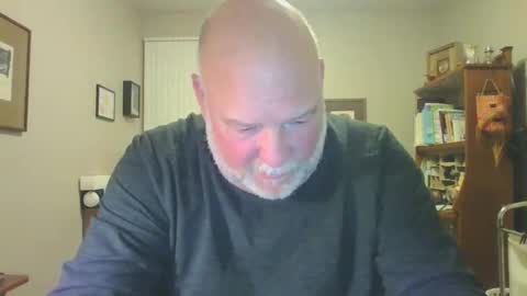 Snapshot of helloforfun111 chatting on 09/12/25, 10:37 helloforfun111 online show from 09/12/25, 10:37