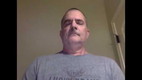 helloitsme969 online show from 04/22/26, 08:10
