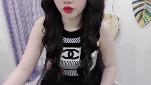 Snapshot of hellokitty_sexy chatting on 05/18/26, 01:13 hellokitty_sexy online show from 05/18/26, 01:13