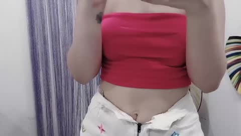 Snapshot of hellokitty_sexy chatting on 05/25/26, 12:38 hellokitty_sexy online show from 05/25/26, 12:38