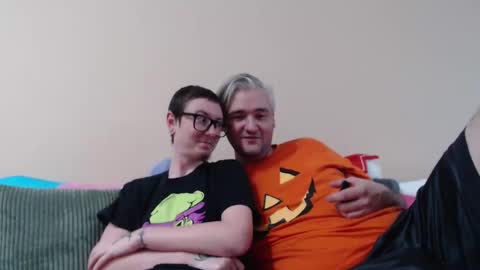 Hayden Phirox online show from 12/18/25, 07:53