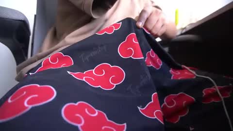 Snapshot of hellseph420 chatting on 10/24/25, 06:59 Owner of your wallet online show from 10/24/25, 06:59