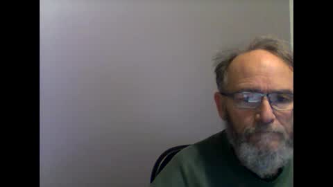 Snapshot of helopilot01 chatting on 01/11/25, 01:37 helopilot01 online show from 01/11/25, 01:37
