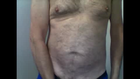 Snapshot of helopilot01 chatting on 02/12/25, 09:11 helopilot01 online show from 02/12/25, 09:11