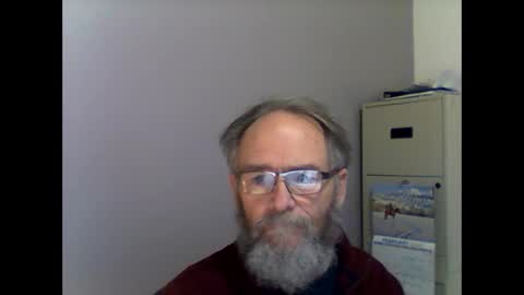 Snapshot of helopilot01 chatting on 02/18/25, 12:37 helopilot01 online show from 02/18/25, 12:37