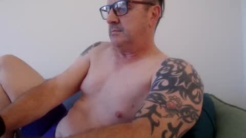 Snapshot of hempie1973 chatting on 09/26/25, 07:23 hempie1973 online show from 09/26/25, 07:23