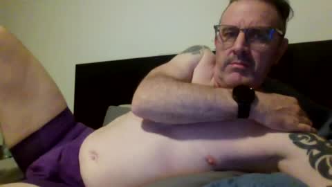 Snapshot of hempie1973 chatting on 06/27/26, 01:50 hempie1973 online show from 06/27/26, 01:50