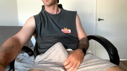 Hendo online show from 12/18/25, 03:23