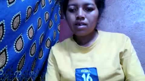 Snapshot of henitsaldy chatting on 10/10/25, 07:02 henitsaldy online show from 10/10/25, 07:02