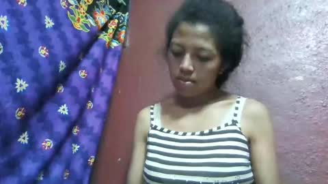 Snapshot of henitsaldy chatting on 05/17/26, 02:24 henitsaldy online show from 05/17/26, 02:24