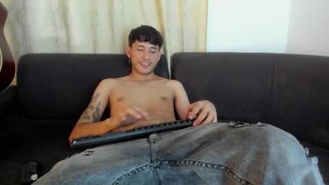 henrik_senn online show from 09/24/25, 08:45