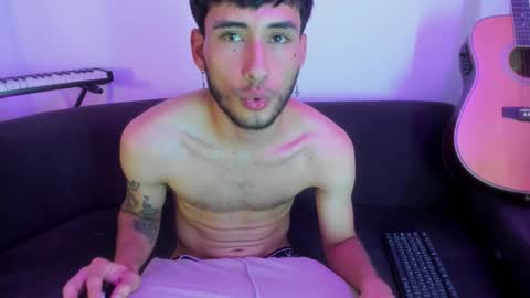 henrik_senn online show from 11/11/25, 12:21