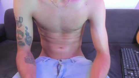 henrik_senn online show from 07/11/26, 02:36