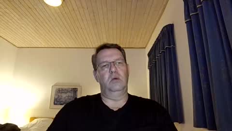henrikrp1971 online show from 12/09/24, 11:03