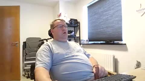 henrikrp1971 online show from 01/06/26, 10:30