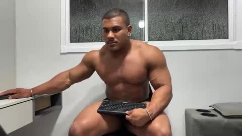 Snapshot of henrimusclee chatting on 02/19/25, 12:03 Henri online show from 02/19/25, 12:03