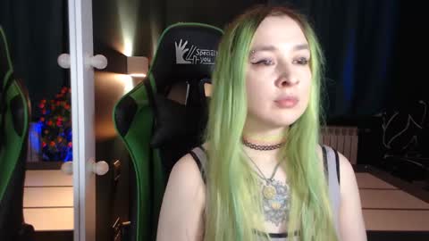 Snapshot of hentaishiing chatting on 01/06/25, 07:02 Hentaishiing online show from 01/06/25, 07:02