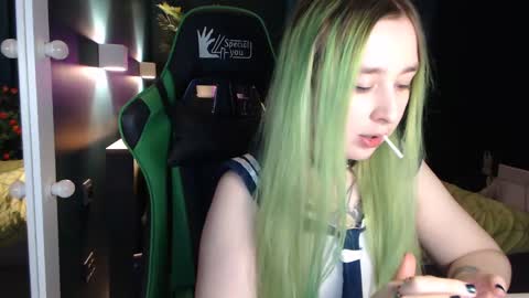 Snapshot of hentaishiing chatting on 01/30/25, 04:45 Hentaishiing online show from 01/30/25, 04:45