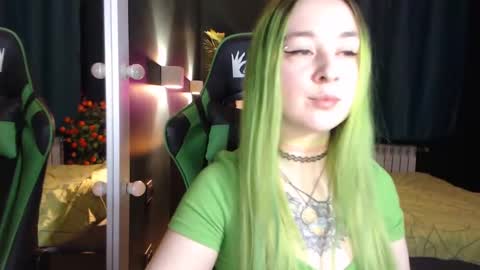 Snapshot of hentaishiing chatting on 02/07/25, 05:29 Hentaishiing online show from 02/07/25, 05:29