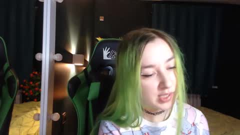 Snapshot of hentaishiing chatting on 02/09/25, 03:34 Hentaishiing online show from 02/09/25, 03:34