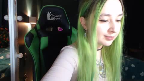 Snapshot of hentaishiing chatting on 02/18/25, 05:53 Hentaishiing online show from 02/18/25, 05:53