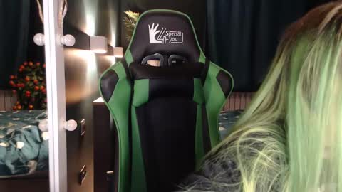 Snapshot of hentaishiing chatting on 03/07/25, 05:38 Hentaishiing online show from 03/07/25, 05:38