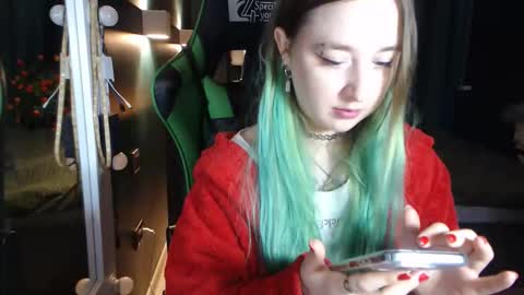 Snapshot of hentaishiing chatting on 11/29/25, 08:45 Hentaishiing online show from 11/29/25, 08:45