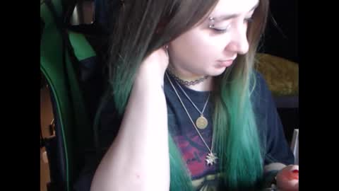 Snapshot of hentaishiing chatting on 03/01/26, 06:43 Hentaishiing online show from 03/01/26, 06:43