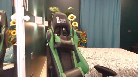Hentaishiing online show from 06/25/26, 04:22
