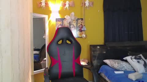 Snapshot of hera_divine chatting on 01/03/25, 09:47 HERA online show from 01/03/25, 09:47