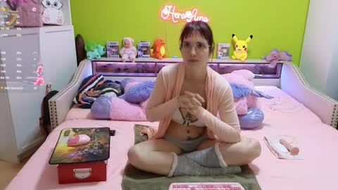 HeraLuna  online show from 10/30/25, 09:37