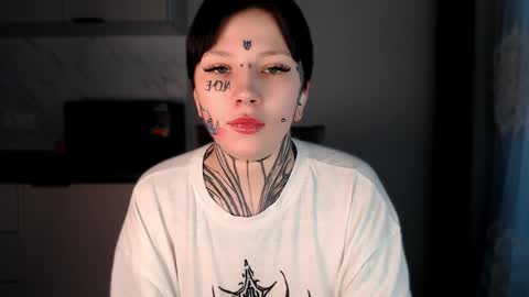 Snapshot of herbal_helpmepls chatting on 01/15/25, 01:09 dirty Diana online show from 01/15/25, 01:09