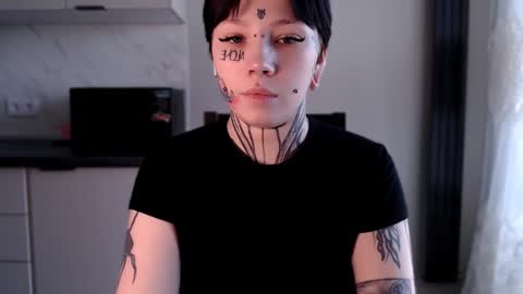 Snapshot of herbal_helpmepls chatting on 01/17/25, 11:59 dirty Diana online show from 01/17/25, 11:59