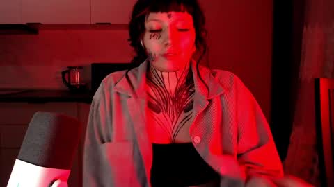 Snapshot of herbal_helpmepls chatting on 02/02/25, 04:48 dirty Diana online show from 02/02/25, 04:48