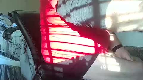 Snapshot of herbee510 chatting on 01/10/26, 05:48 herbee510 online show from 01/10/26, 05:48