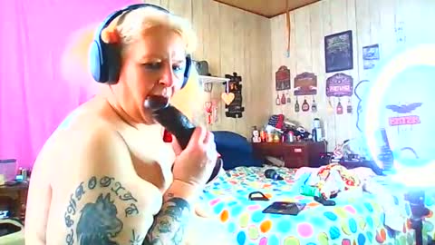 Snapshot of herculesnvenus chatting on 02/09/26, 05:17 venus online show from 02/09/26, 05:17