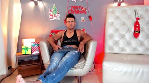 Snapshot of herculeswheeler chatting on 12/09/24, 06:25 Hercules online show from 12/09/24, 06:25